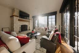 Ivory Stone Chalet at See Forever - Image 4