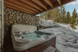 Antlers Ridge Lodge - Image 5