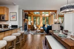 Portico Pines - Image 5