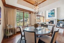 Eagle's Nest at the Ritz-Carlton - Image 2