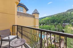 Eagle's Nest at the Ritz-Carlton - Image 3