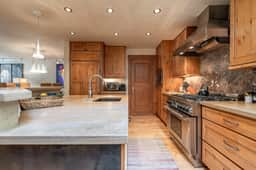 Main Stage Penthouse - Image 3