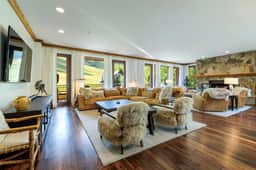 Sunshine Chalet at One Beaver Creek - Image 4