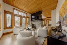 Snow Creek Cabin - Image 5