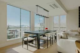 Silver Cloud Retreat - Image 3