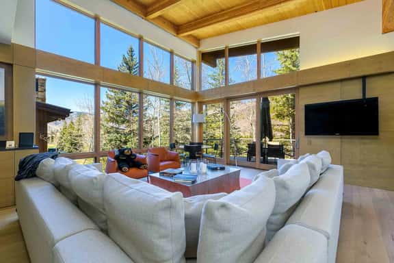 Fairway Views Estate At Vail Golf Club - Image 1