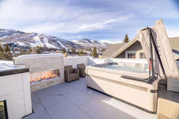 Powder Day Chalet - Image 1