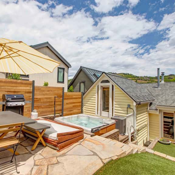 Woodside Cottage - Image 1