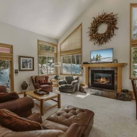 Antlers Ridge Lodge - Image 1