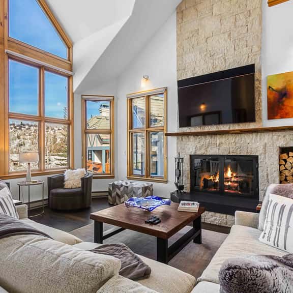 Alpine Meadows Retreat - Image 1
