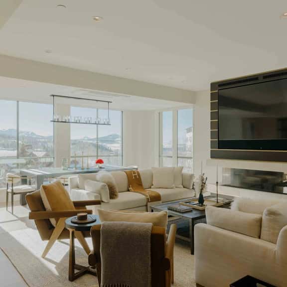 Silver Cloud Retreat - Image 1