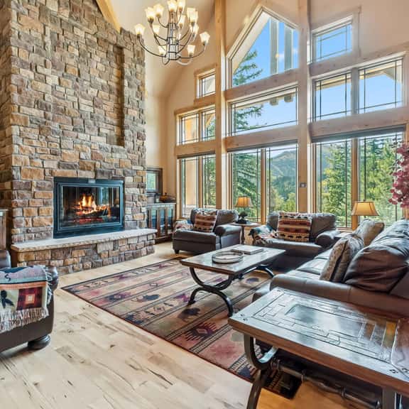 Mont Vista Chateau - Image 1