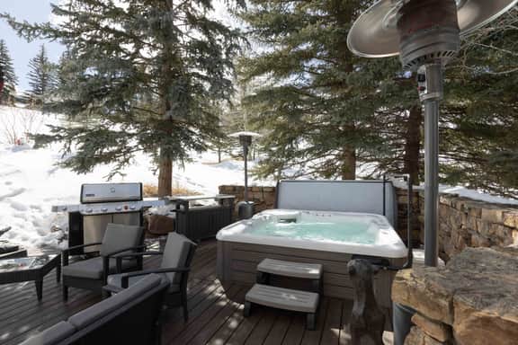 Arrowpines Lodge - Image 4