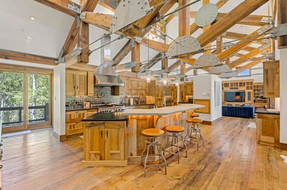 The Timbers at the Colony - Image 4