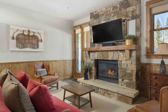 Sundance Cabin - Image 3