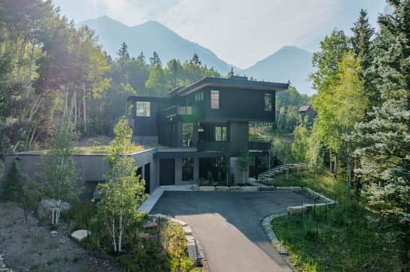 Glacier Sanctuary - Image 5