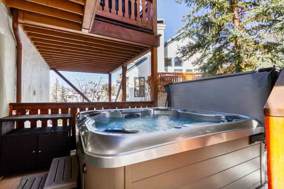 Alpine Meadows Retreat - Image 5