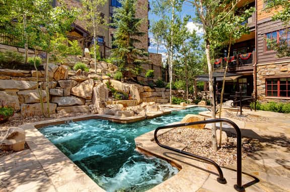 Slopeside Retreat at Flagstaff Lodge - Image 4