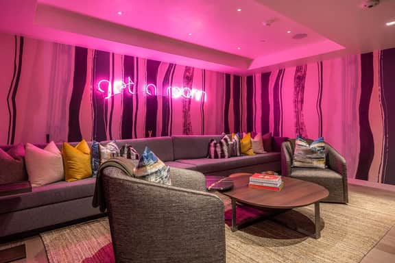 Aspen Street Lodge - Image 4