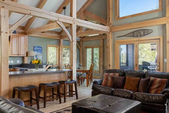 Snow Mountain Lodge - Image 5